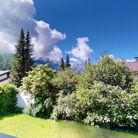 - Pflegersee Garmisch-Partenkirchen