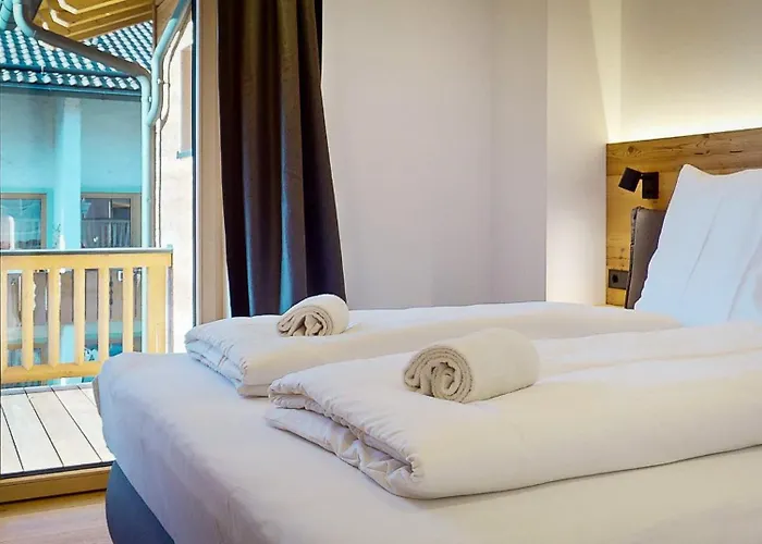 - Pflegersee * Garmisch-Partenkirchen