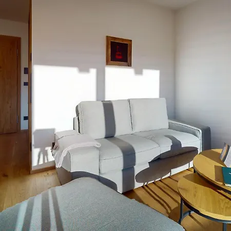 - Pflegersee Garmisch-Partenkirchen