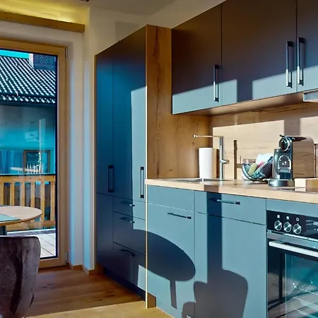 - Pflegersee * Garmisch-Partenkirchen